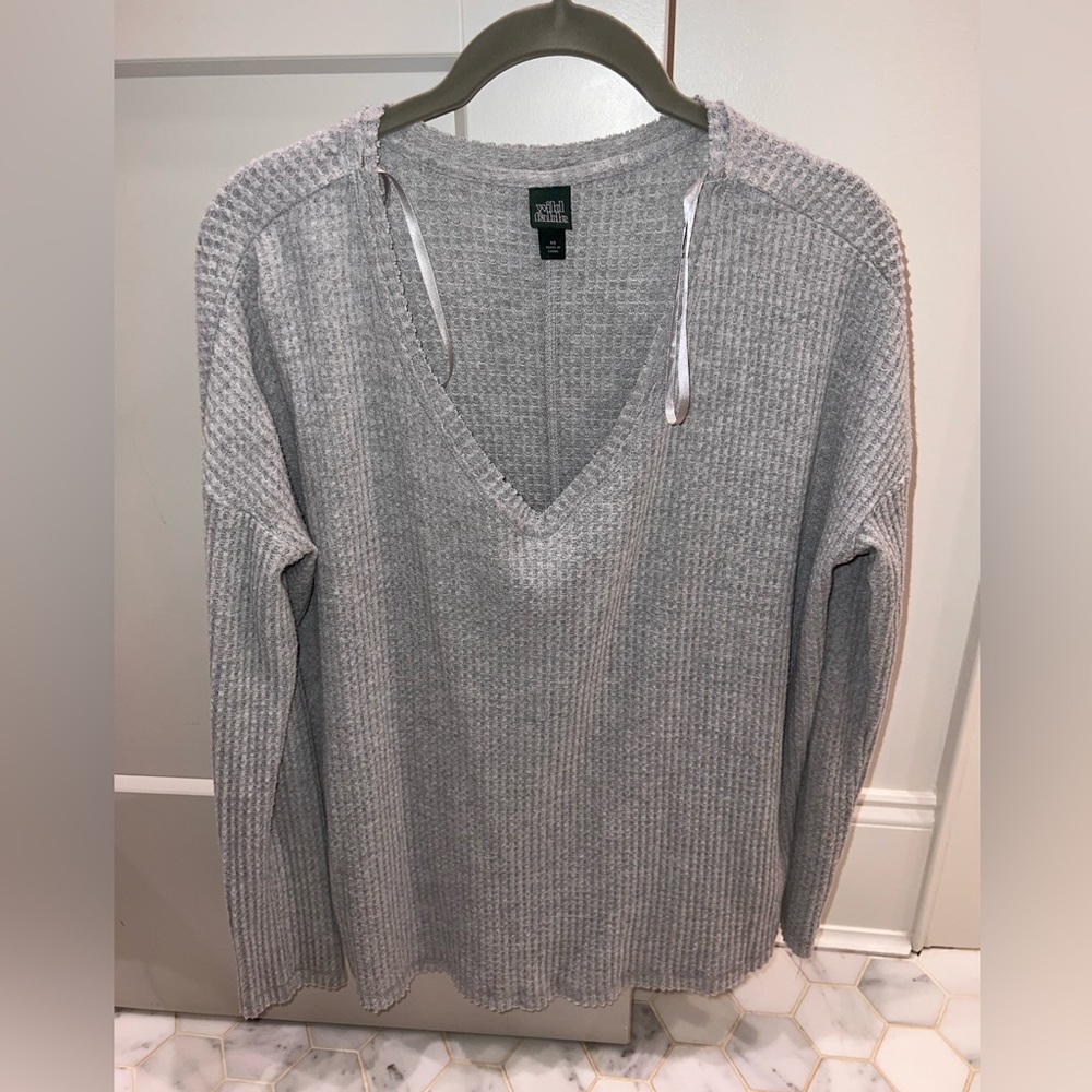 Wild Fable, Long Sleeve Sweater Top, Grey, XS (fits more like a medium)